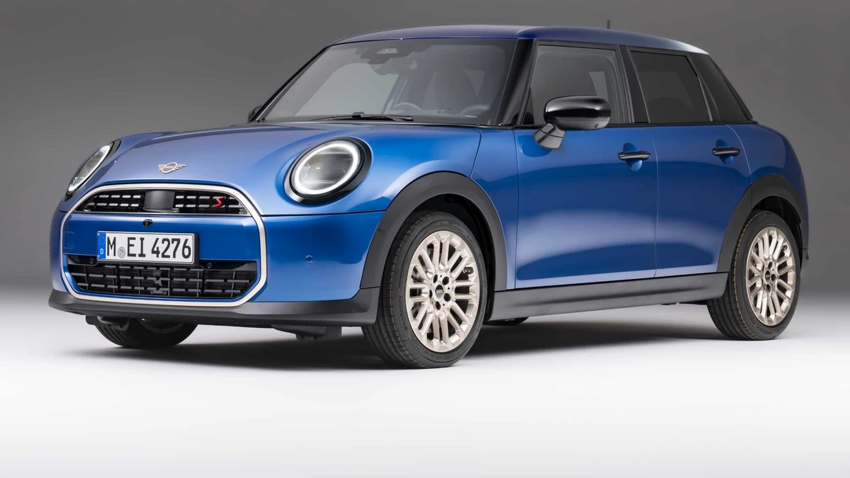 2025-MINI-Cooper-5-Door